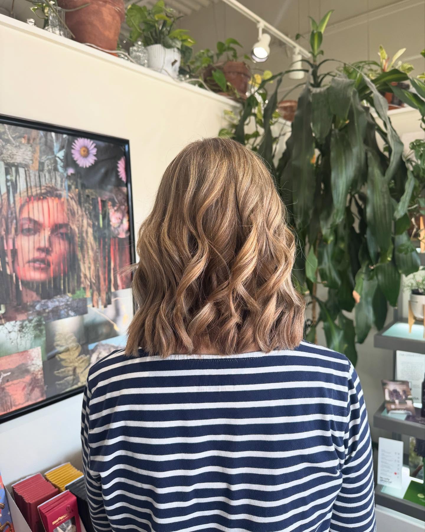 🪞Cut & Toner for Joanne 🪞
Stylist : Violet 
@curls.and.color.by.violet